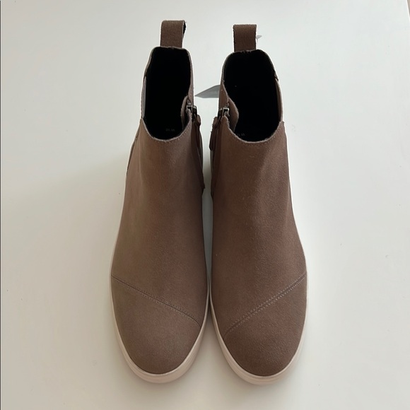 TOMS Jamie Boots NWT - Picture 2 of 7